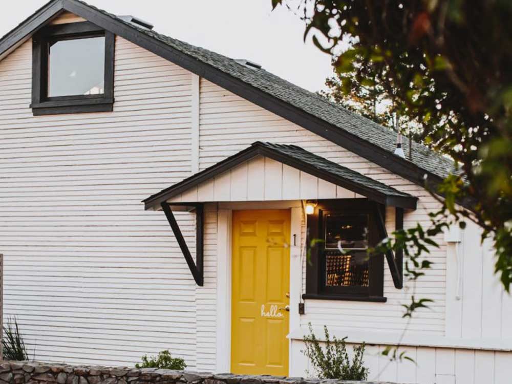 Sonoma's est Guest Cottages