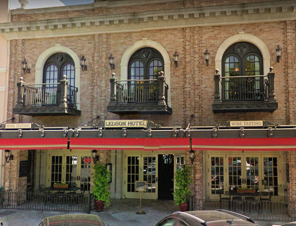 Sonoma Valley Museum of Art • Sonoma Plaza Visitor's Guide